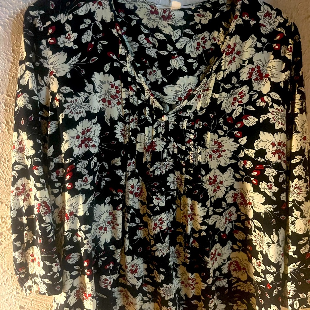 Blouse, long sleeve black with red/white floral print, size LG